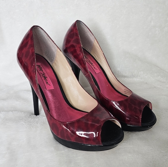 Betsey Johnson “Willow" Patent Red Leopard Peep Toe High Heels Size 8M - Picture 1 of 13
